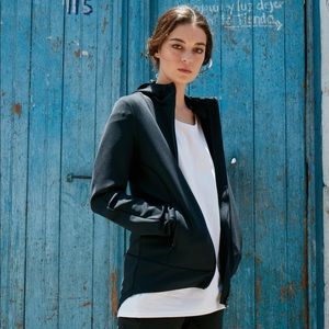 Paskho Lucidity Comfortable Zip-up Hoodie in Black